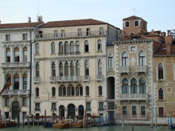 Hotel in Venice on Canal