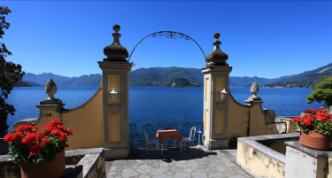 Hotel Royal Victoria, From Venere